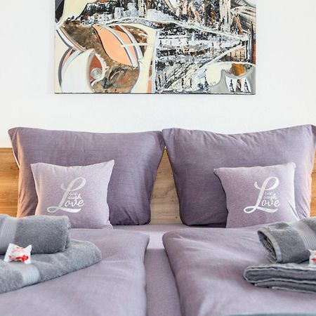 Ferienwohnung Katharina ホラースバッハ・イム・ピンツガウ エクステリア 写真