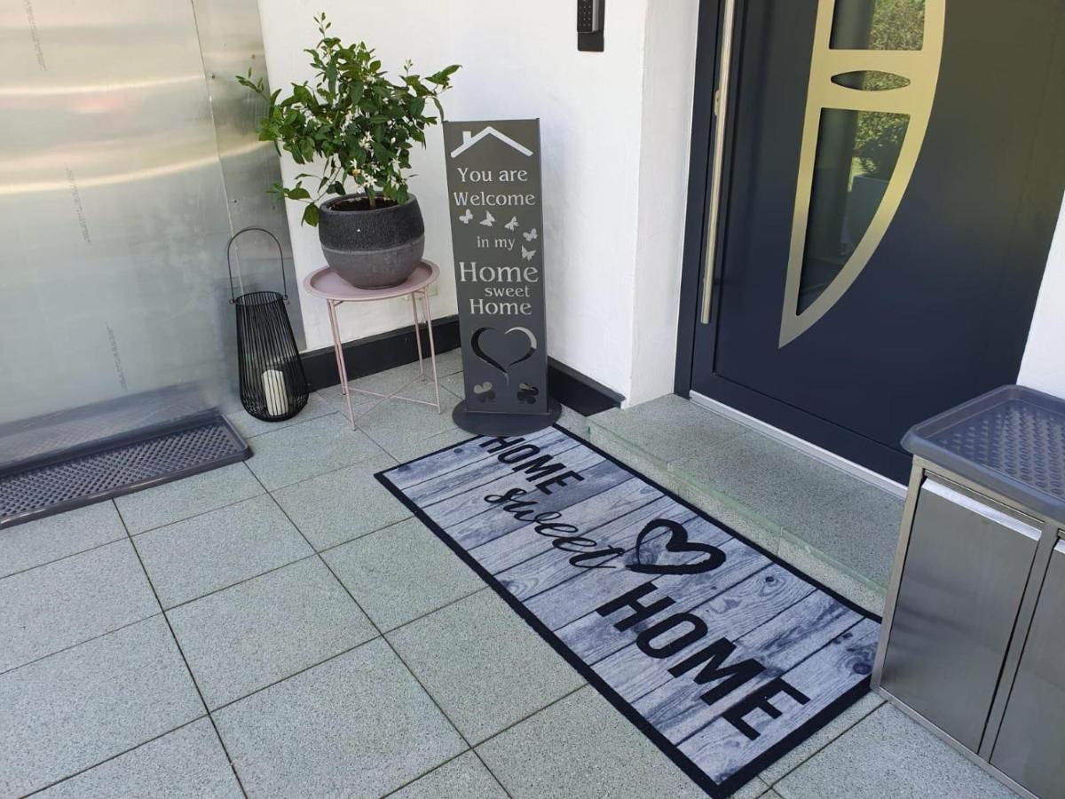 Ferienwohnung Katharina ホラースバッハ・イム・ピンツガウ エクステリア 写真