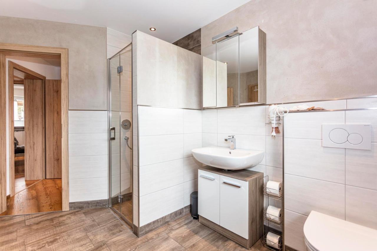 Ferienwohnung Katharina ホラースバッハ・イム・ピンツガウ エクステリア 写真